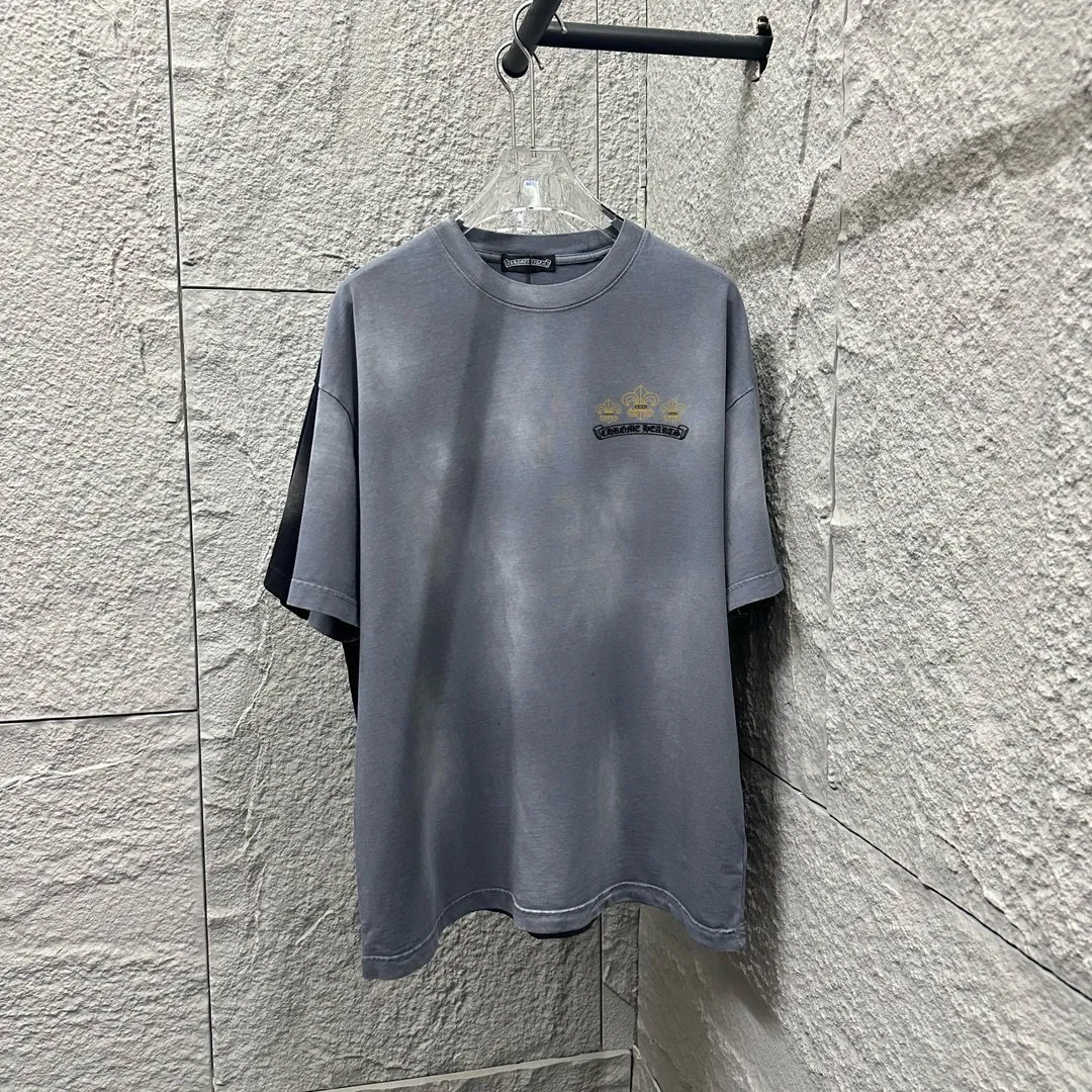 🅿️190 CH*Cro Heart 2025 Spring and Summer New Style Heavy pickling with gradient distressing Chest logo Classic Sanskrit horseshoe print Customized fabric Short-sleeved T-shirt Uniform for men and women Size: S M L